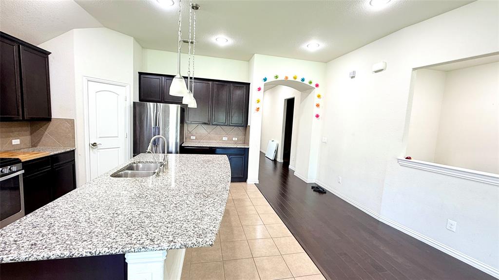 Brentwood Ph One - Residential Lease