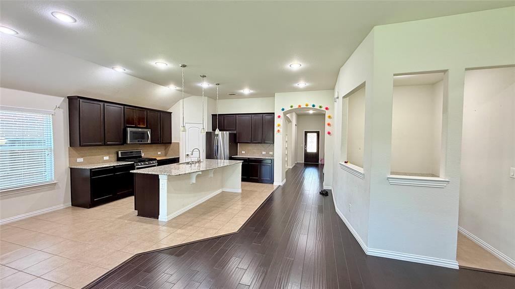 Brentwood Ph One - Residential Lease