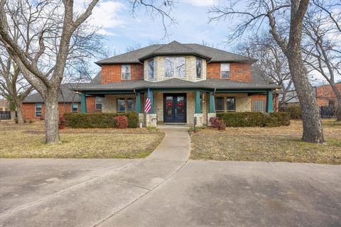 A home in Granbury