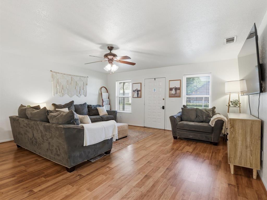 A-737 SF Sepulvedo - Residential