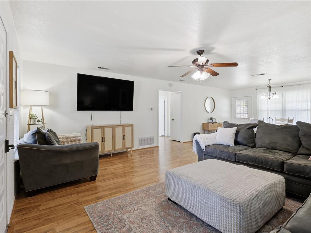 A-737 SF Sepulvedo - Residential