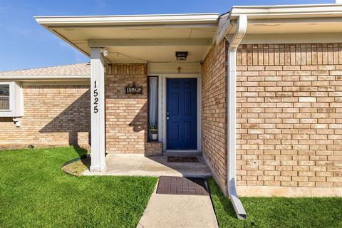 A home in Lewisville