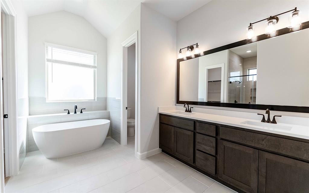 Heath Golf & Yacht Club - Residential