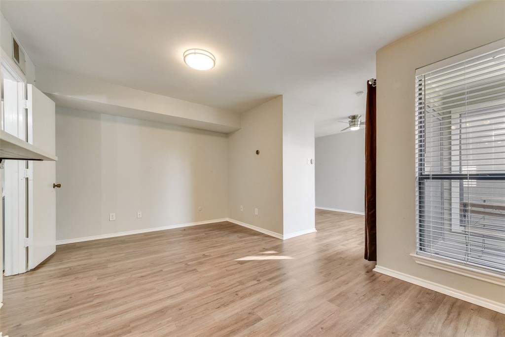 University Park Condo - Residential