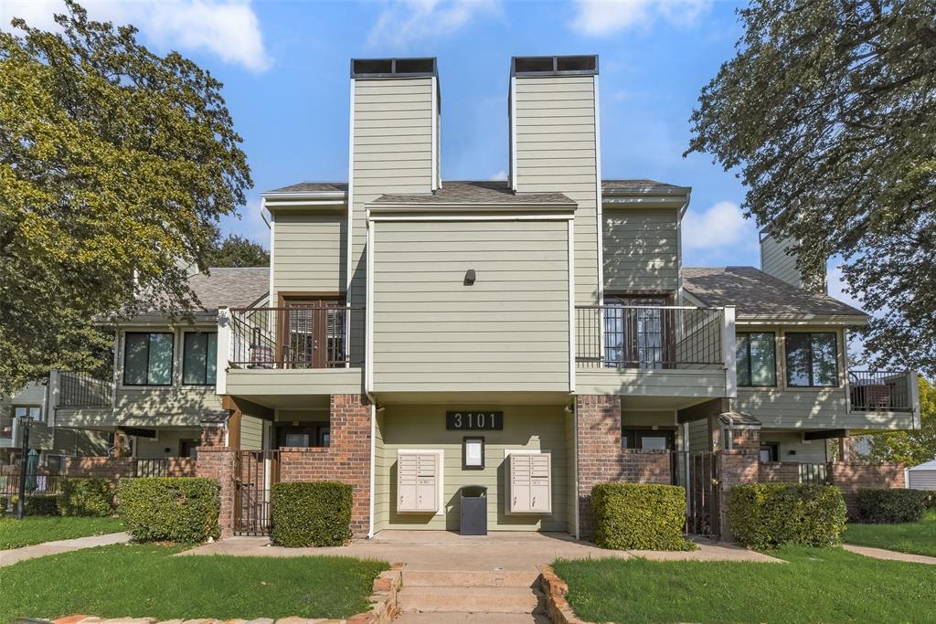 University Park Condo - Residential
