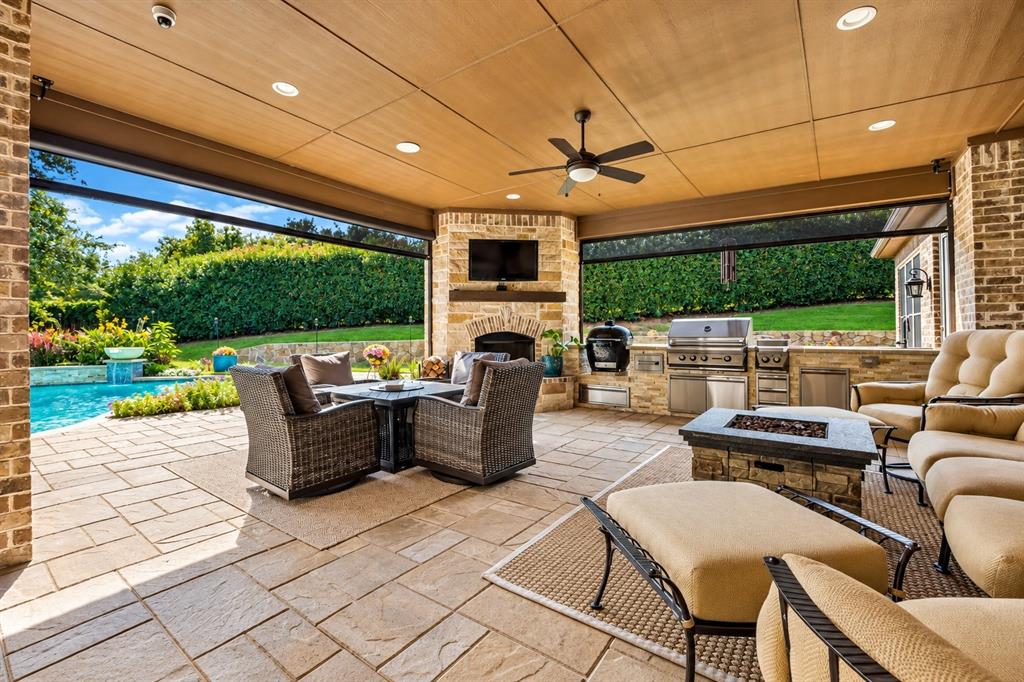 8605 Del Pino Court