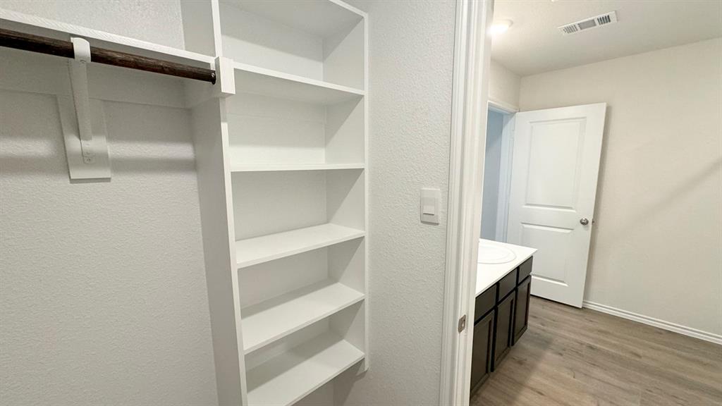 Three Oaks - Residential