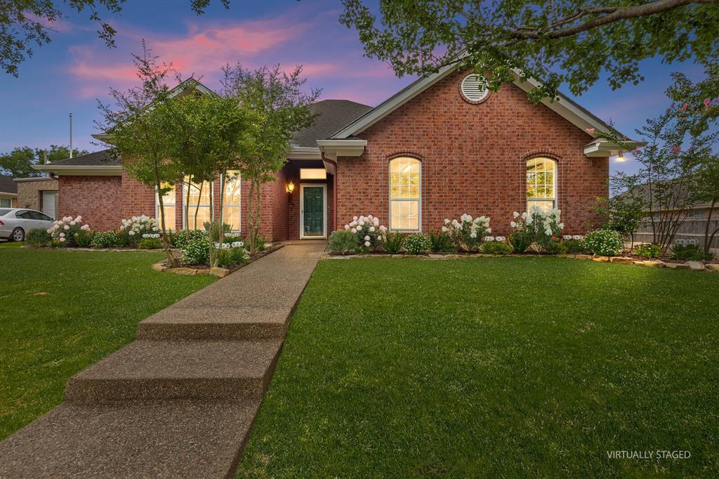 325 Fannin Drive