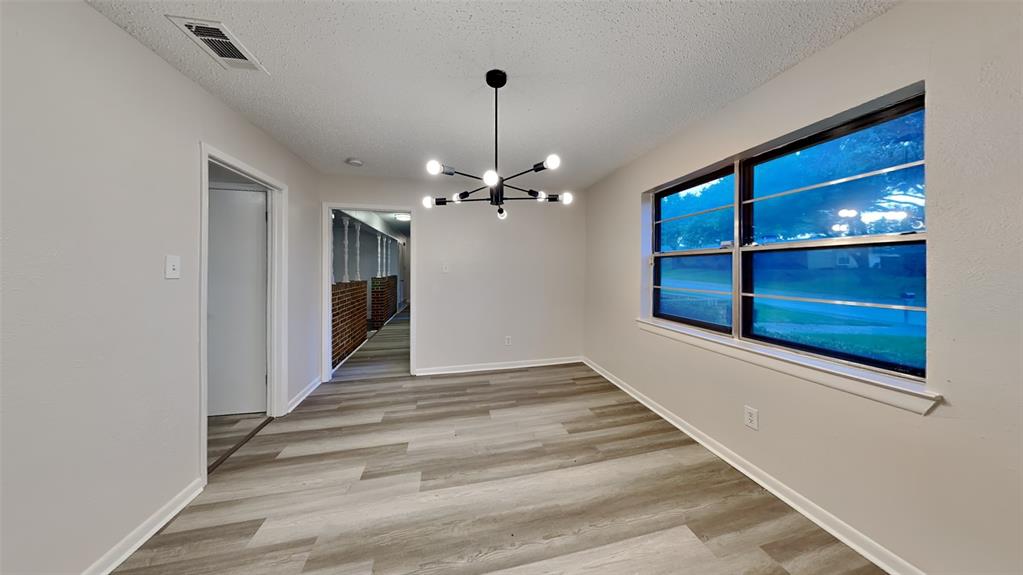 108 Meadowcrest Drive