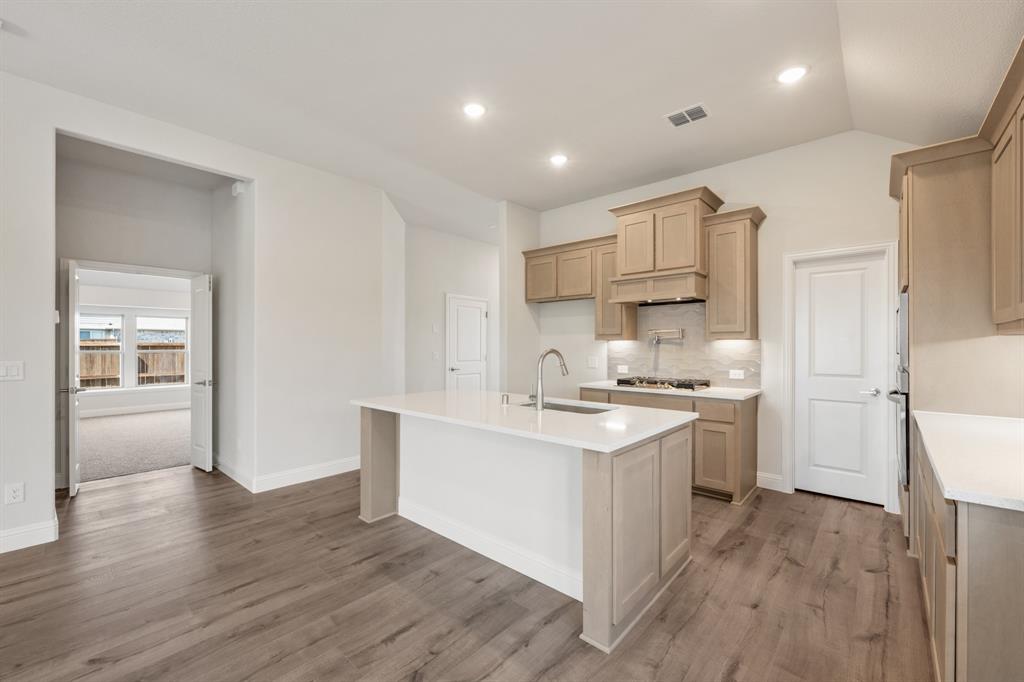 Stone River Glen 50s - Residential