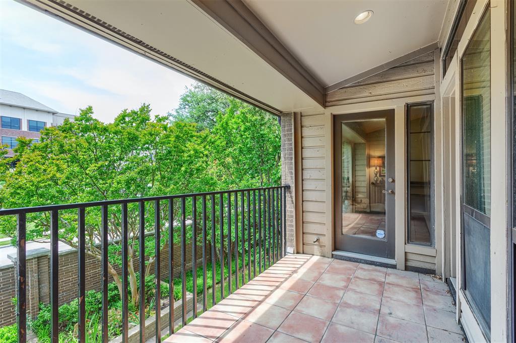 Lakes Of Bent Tree Condo - Residential