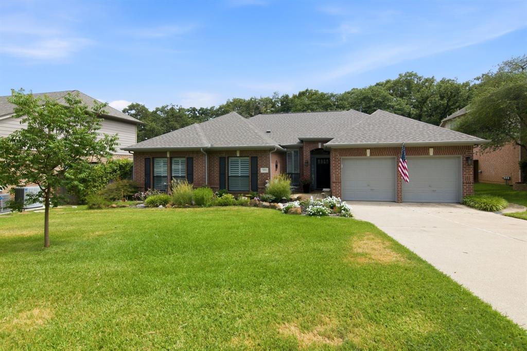 2702 Pinehurst Drive