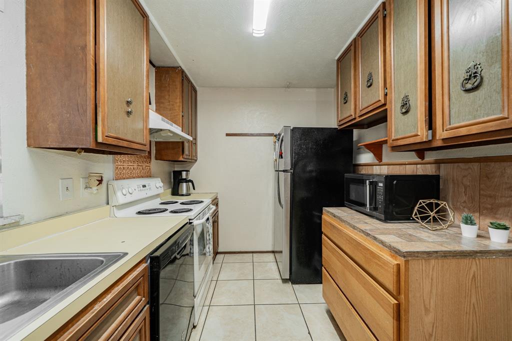 Skyline 04 - Residential