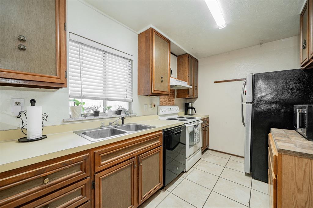 Skyline 04 - Residential