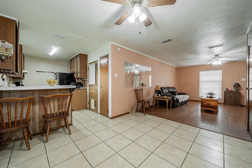 Skyline 04 - Residential