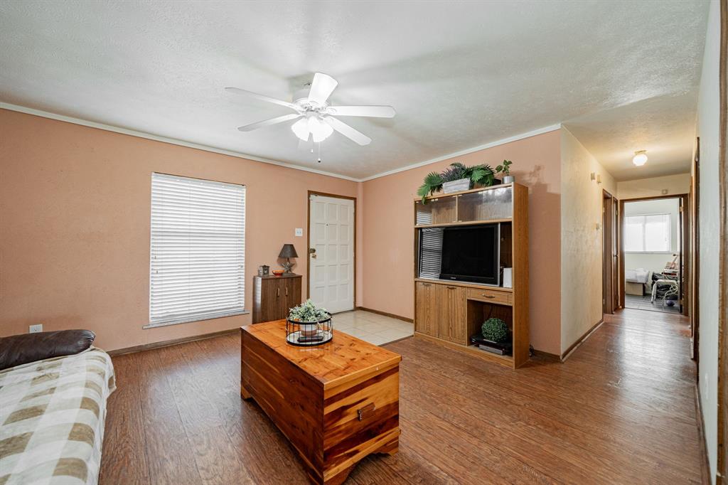 Skyline 04 - Residential