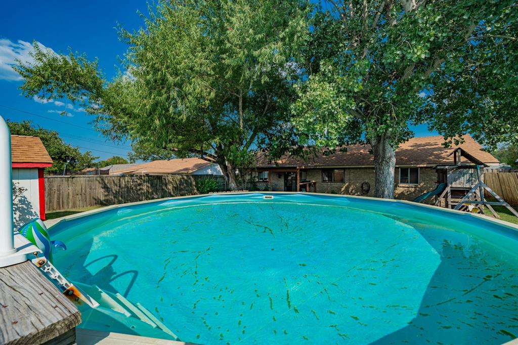 Skyline 04 - Residential