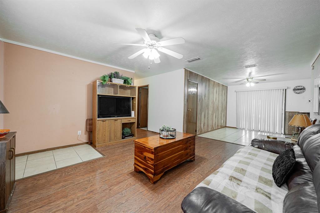 Skyline 04 - Residential