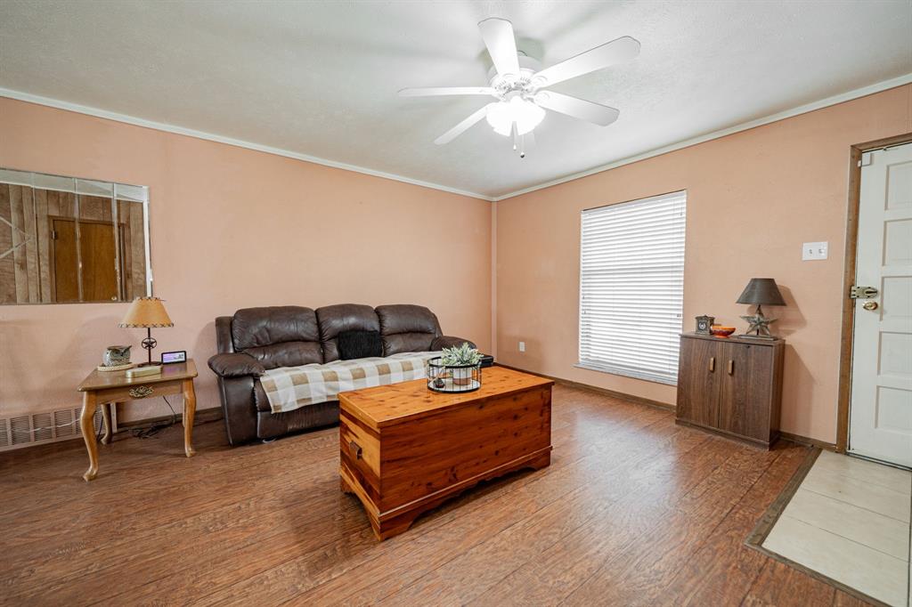 Skyline 04 - Residential