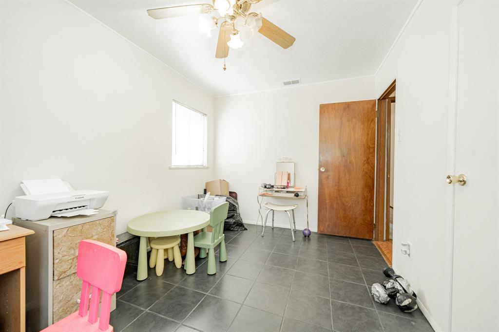 Skyline 04 - Residential