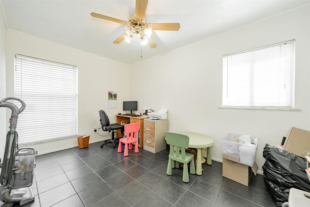 Skyline 04 - Residential