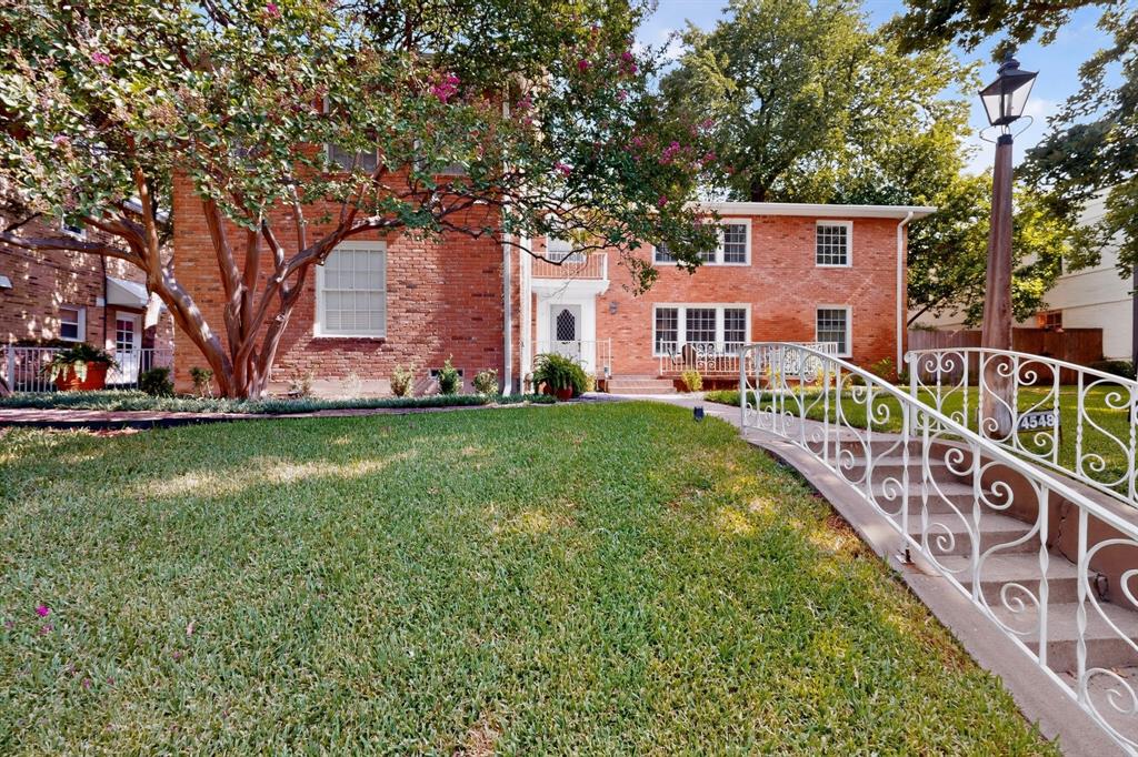 4548 Roland Avenue A