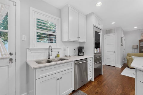 Tiny photo for 4548 Roland Avenue #A, Highland Park, TX 75219 (MLS # 21353442)