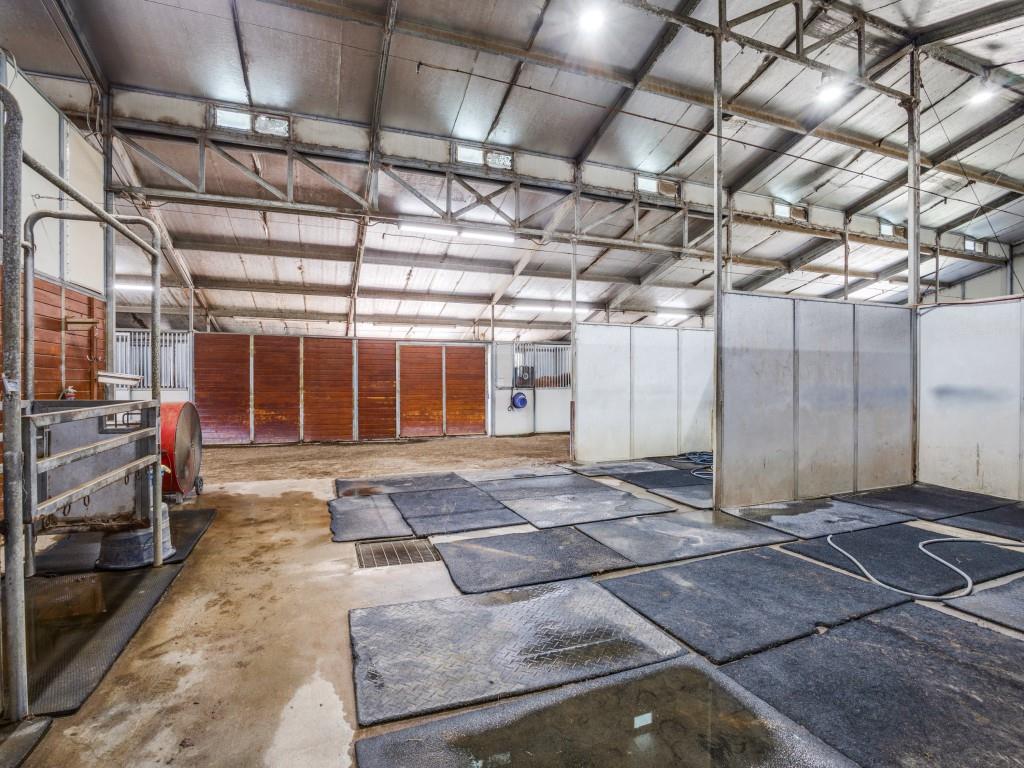 A0894 RUSH JAMES M,TRACT 5, ACRES 95.1557 - Residential