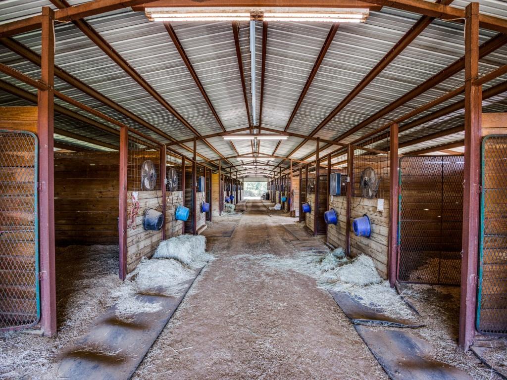 A0894 RUSH JAMES M,TRACT 5, ACRES 95.1557 - Residential