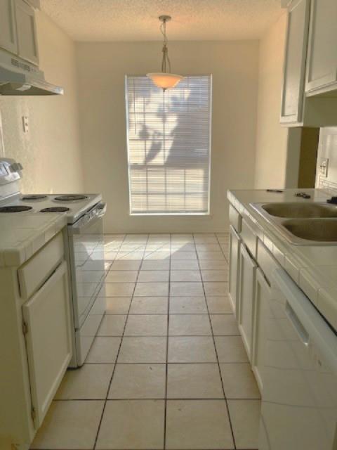 4524-4528 Spinnaker Court