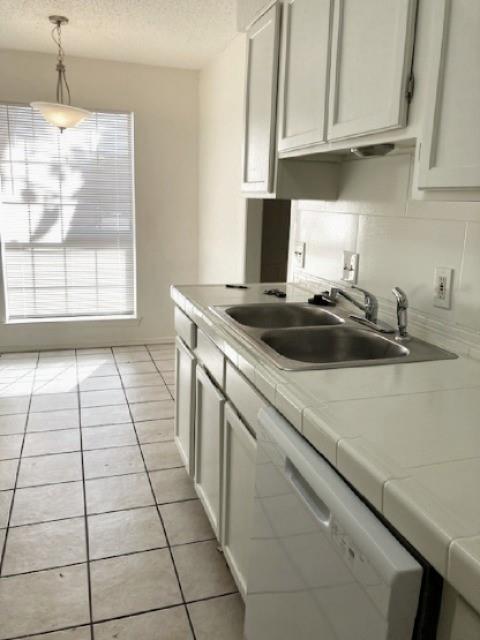 4524-4528 Spinnaker Court