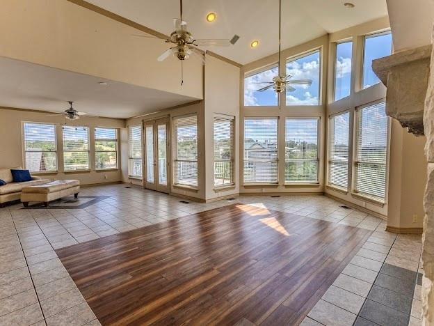1003 Oak Hill Lane