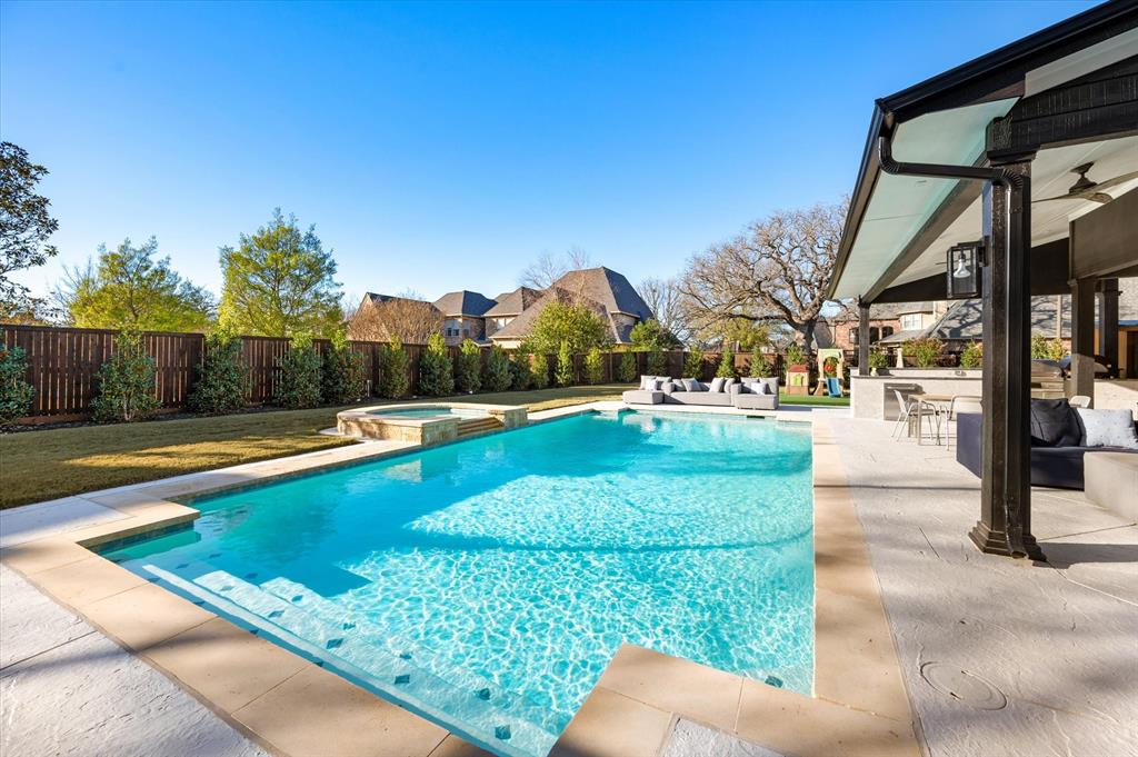 Versailles Add - Residential