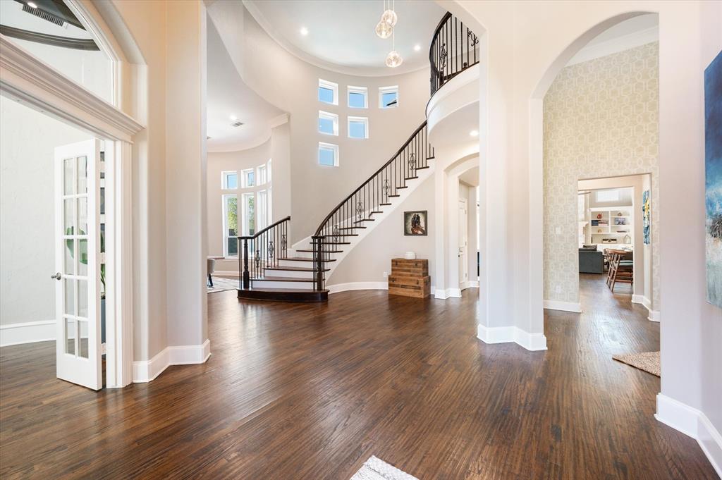 Versailles Add - Residential