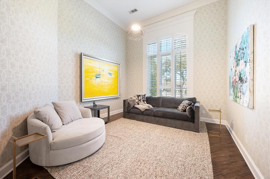 Versailles Add - Residential