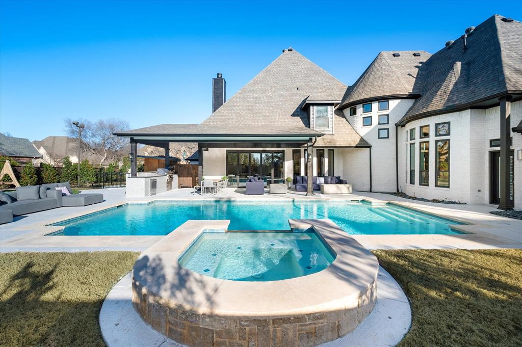 Versailles Add - Residential