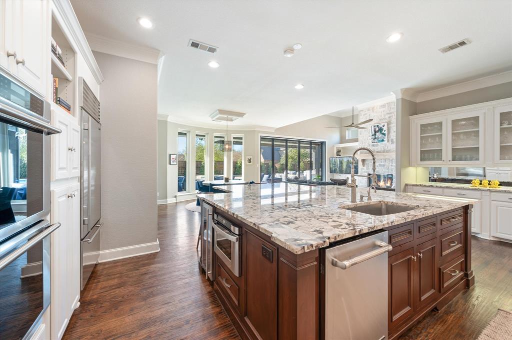 Versailles Add - Residential