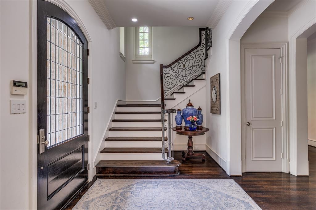 3800 Wentwood