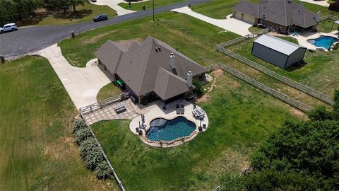 115 Lyndsey Court Boyd TX 76023
