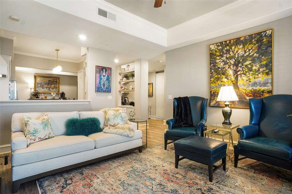 301 Watermere Drive 412