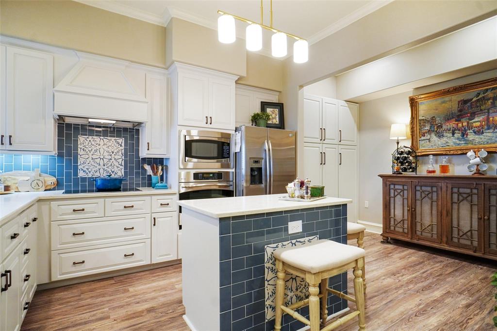 301 Watermere Drive 412