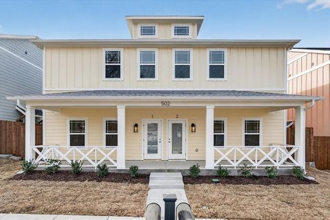 Photo of 502 E Kimball Street #1, Mansfield, TX 76063 (MLS # 21243868)