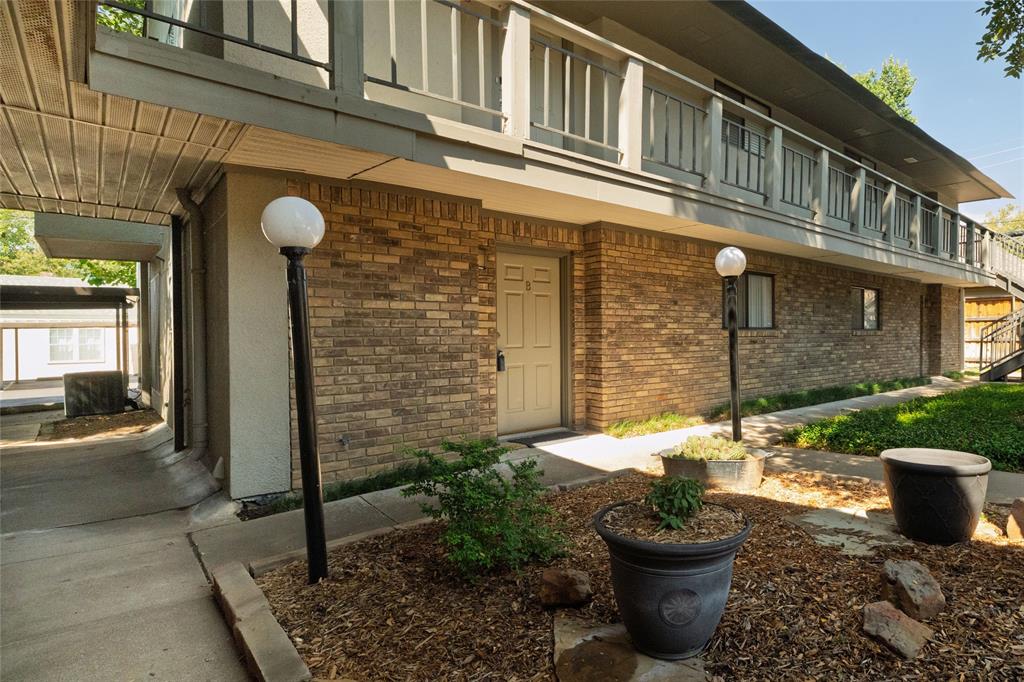 Byers Square Condominiums - Residential