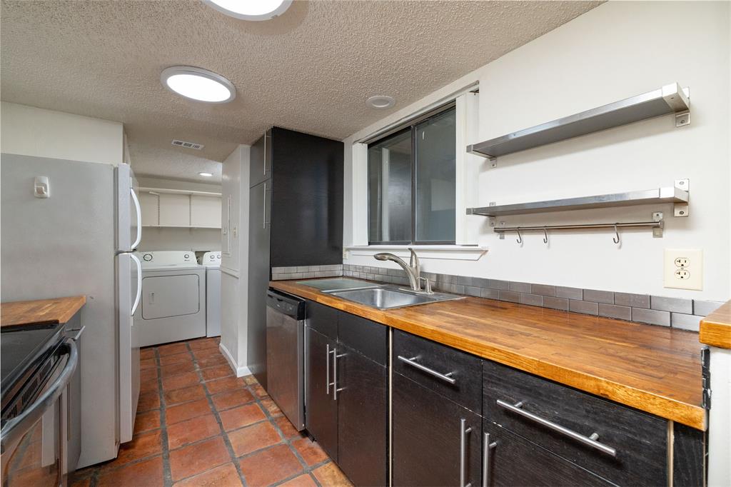 Byers Square Condominiums - Residential