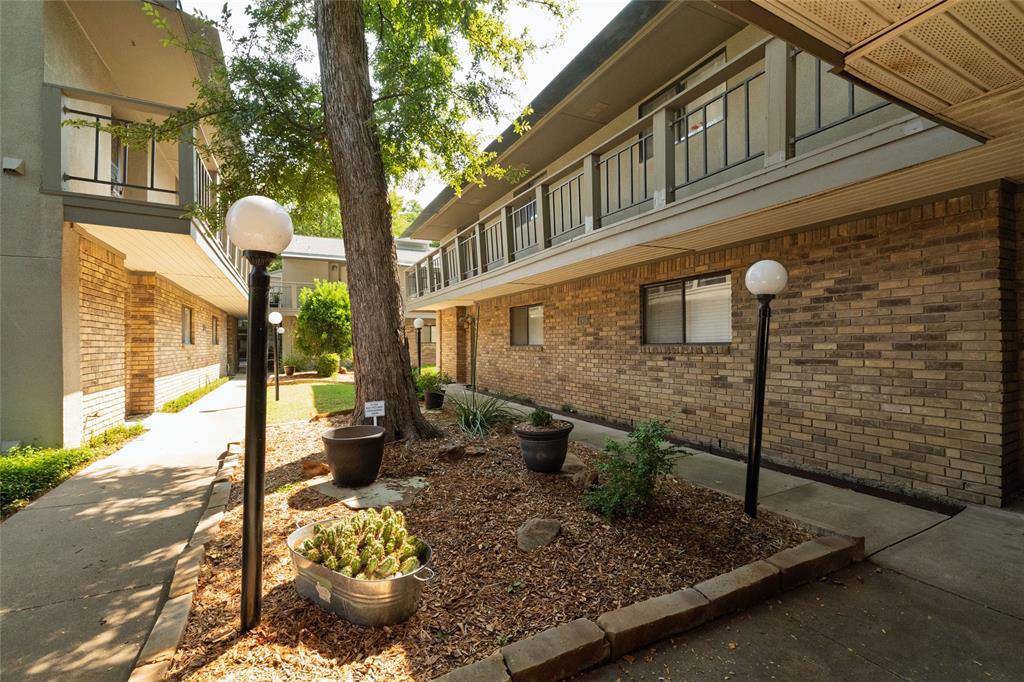 Byers Square Condominiums - Residential