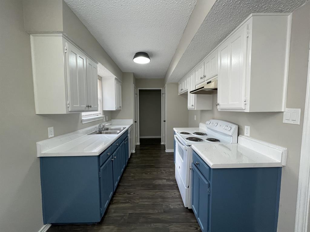 Overland West - Residential Lease