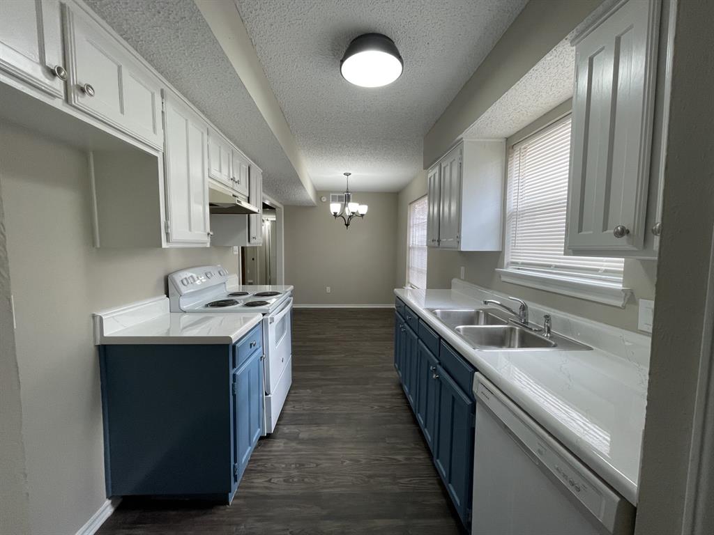 Overland West - Residential Lease