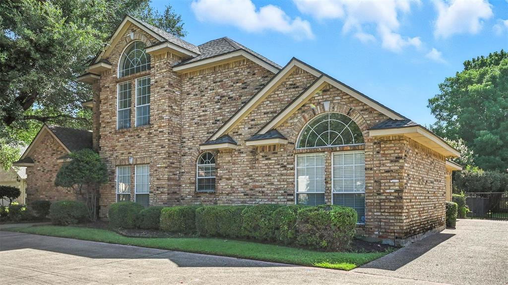 Bellaire Country Place - Residential