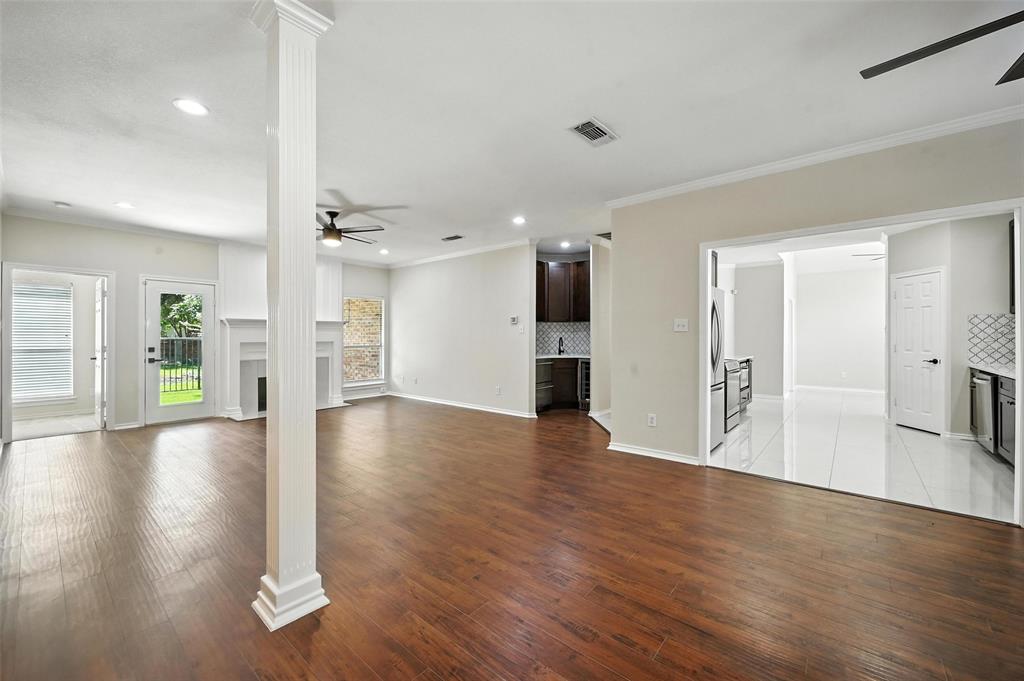 Bellaire Country Place - Residential