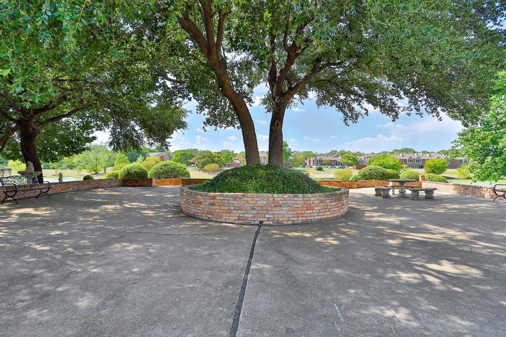 Bellaire Country Place - Residential